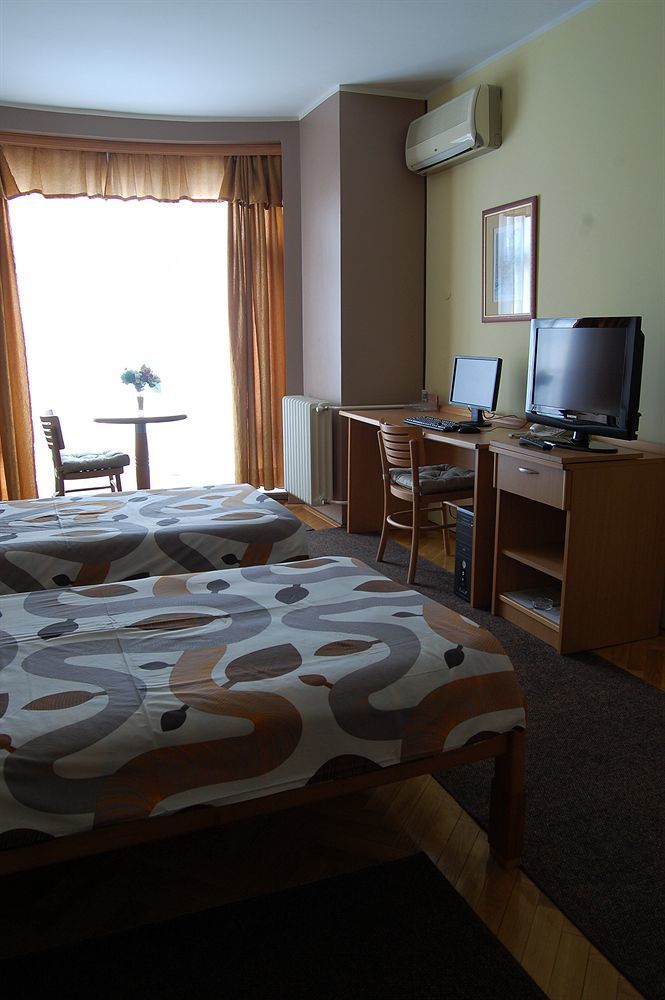Voyager Bed & Breakfast Νόβι Σαντ Εξωτερικό φωτογραφία