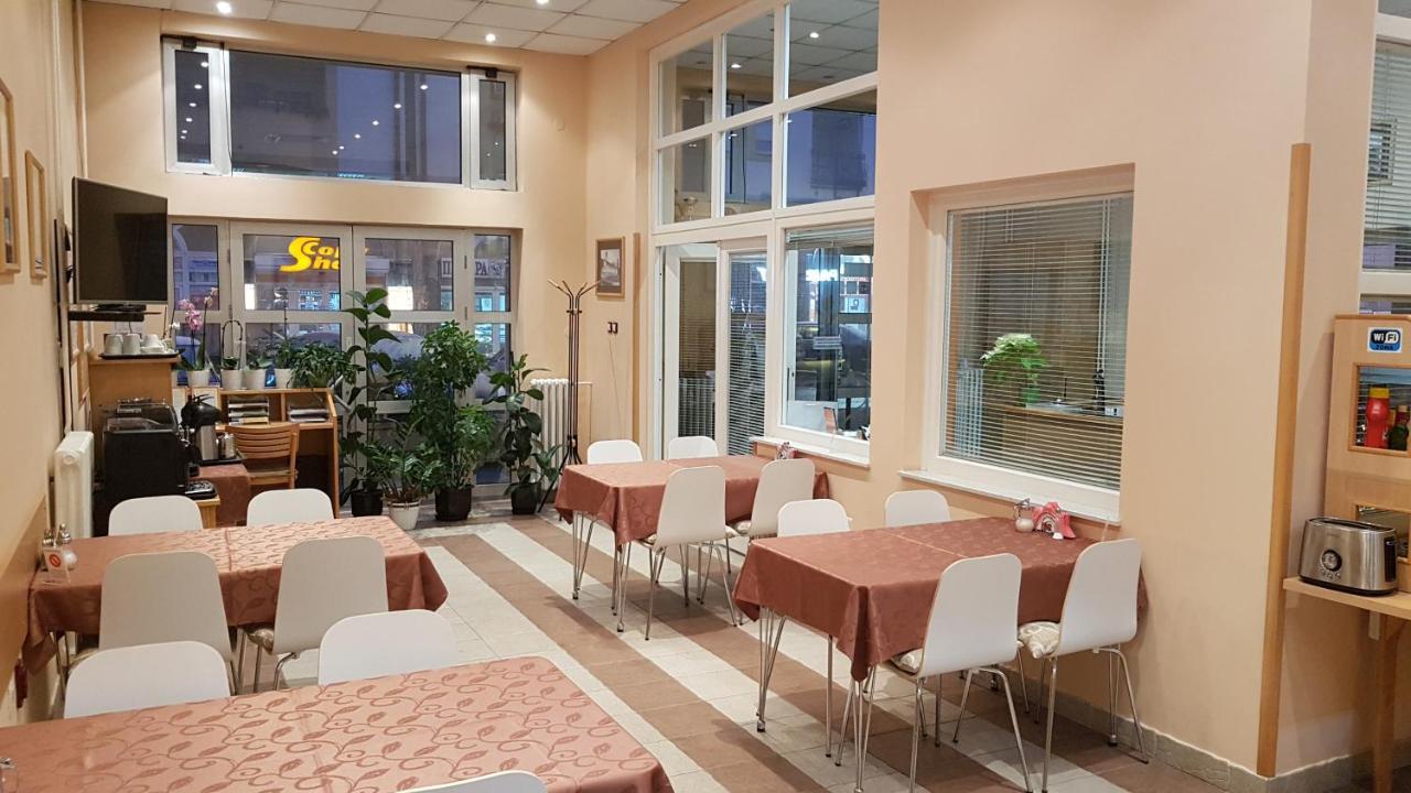 Voyager Bed & Breakfast Νόβι Σαντ Εξωτερικό φωτογραφία