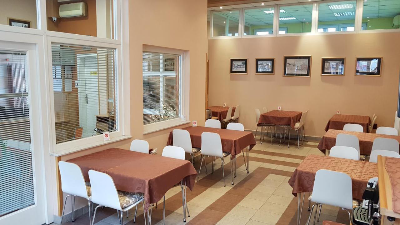 Voyager Bed & Breakfast Νόβι Σαντ Εξωτερικό φωτογραφία